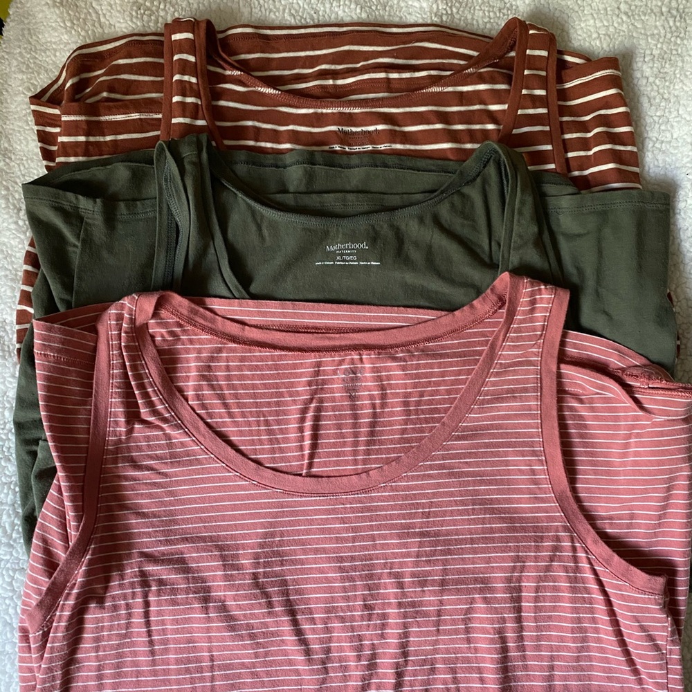 Lot of 3 maternity tank tops size XL